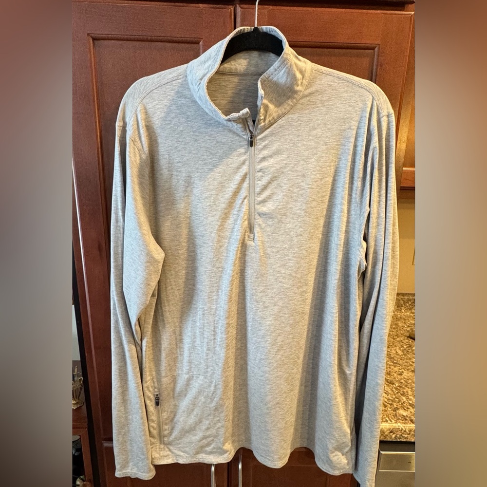 Vuori Gray Zip Up Men's Sweater